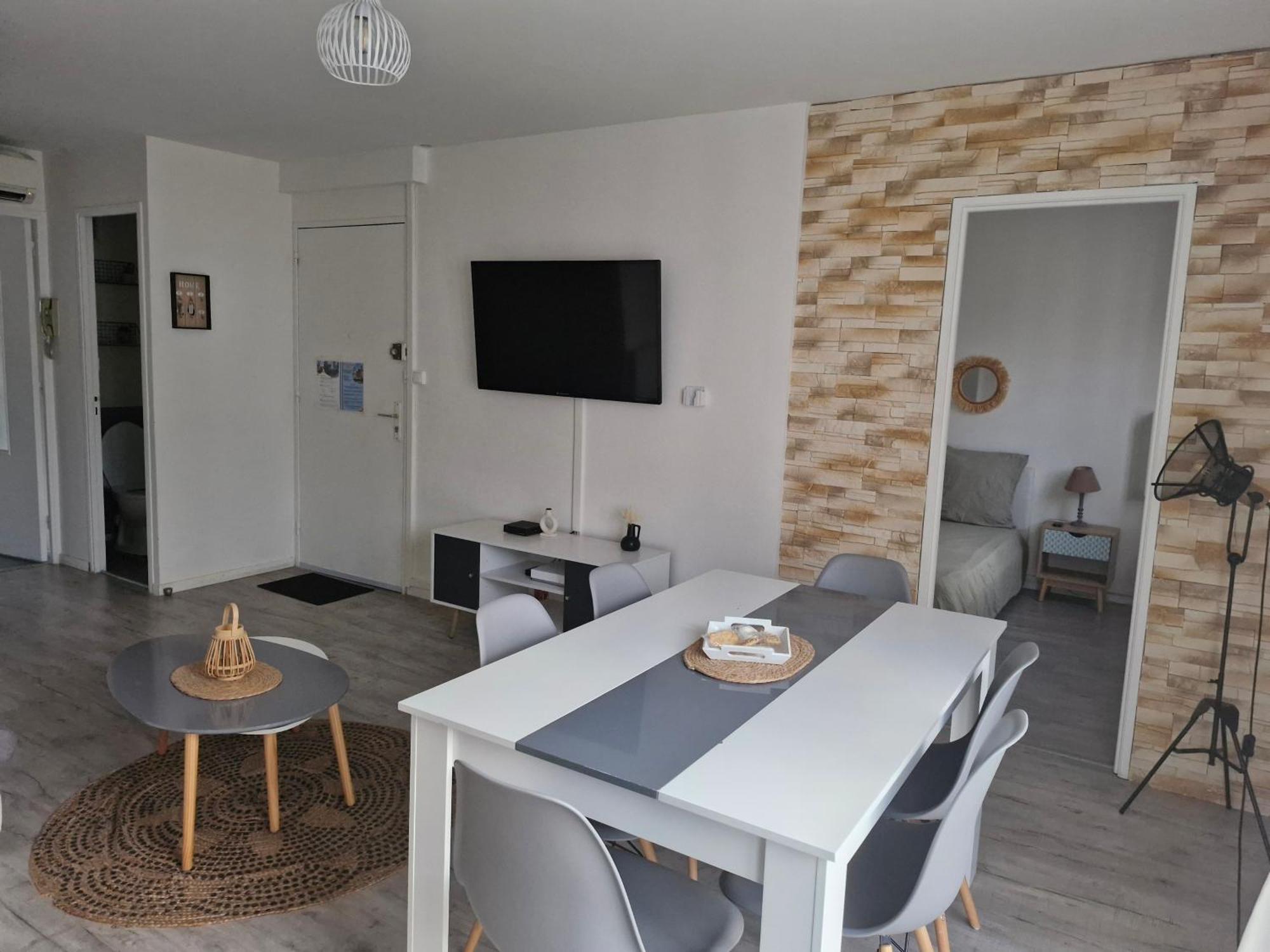 Escapade Montesquieu Apartment Перпинян Екстериор снимка